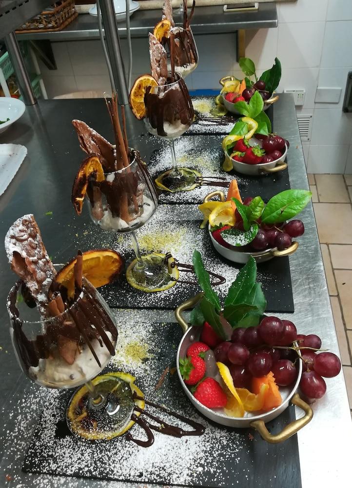 Villa Carlo Resort Marsala Eksteriør billede