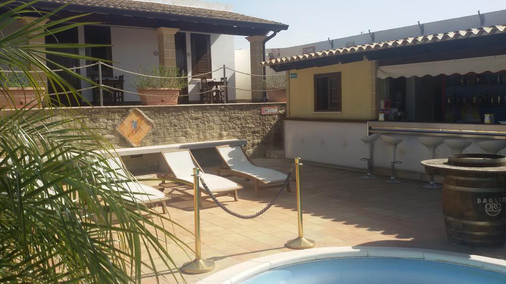 Villa Carlo Resort Marsala Eksteriør billede
