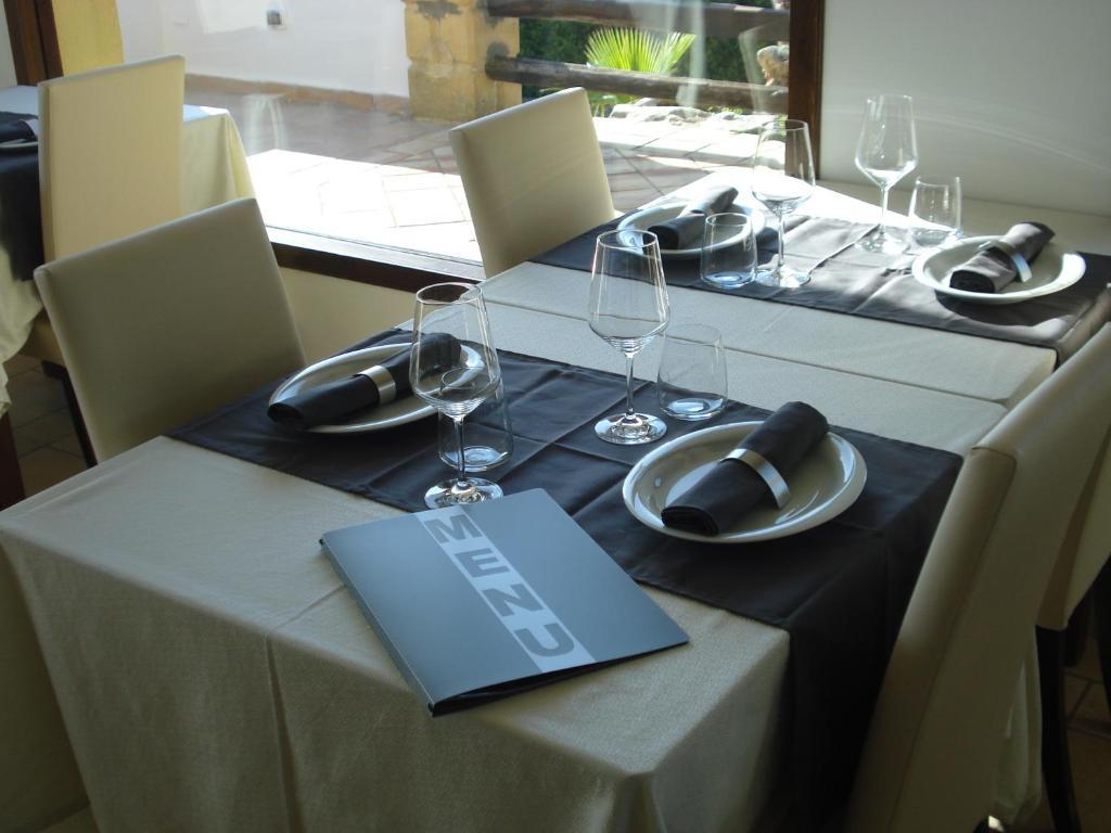 Villa Carlo Resort Marsala Eksteriør billede