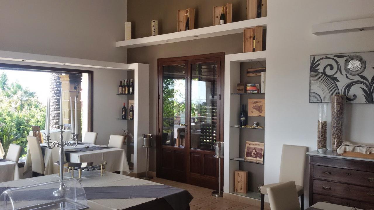 Villa Carlo Resort Marsala Eksteriør billede